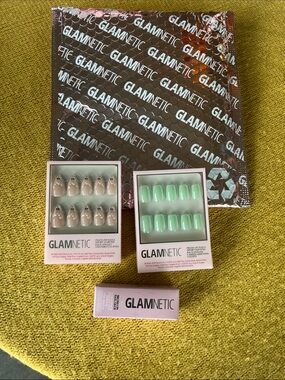 Lamenting Press on Nails  2Sets